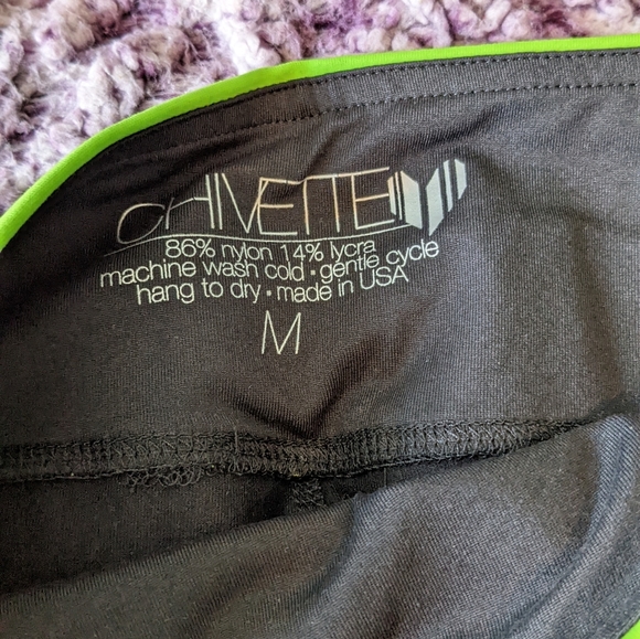 The Chive chivette yoga pants and top set, brand new, green and black, size M - Picture 7 of 7